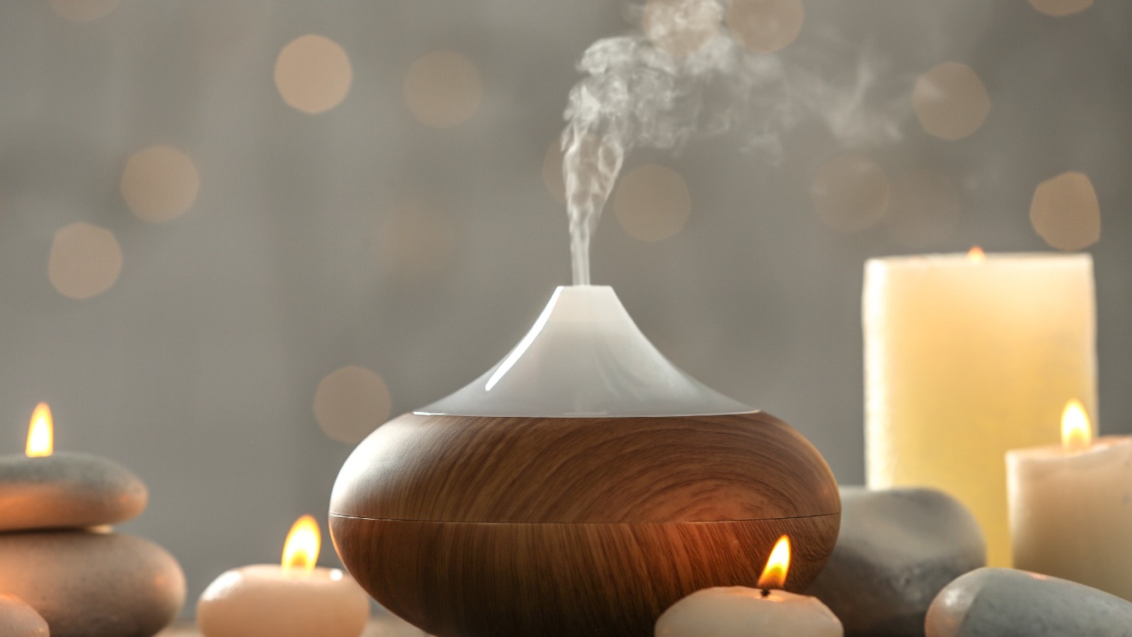 Diffusing essential oils can take your stress away! Know why and how to do it