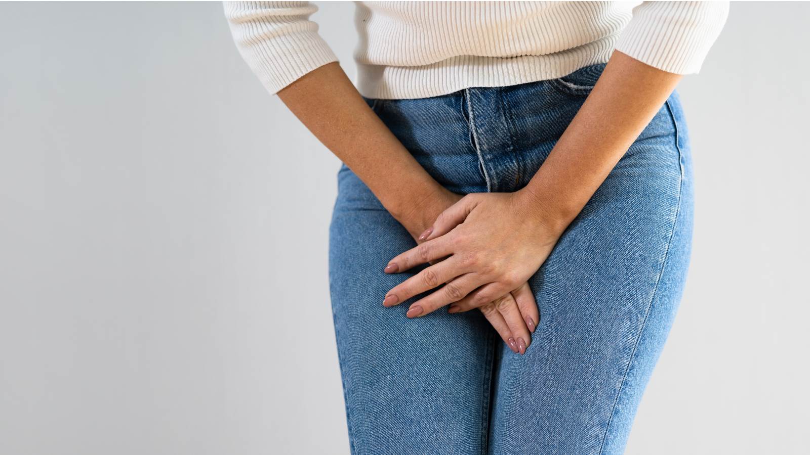 Unsafe sex and using dirty toilets can cause bladder infection! 5 home remedies to avoid it
