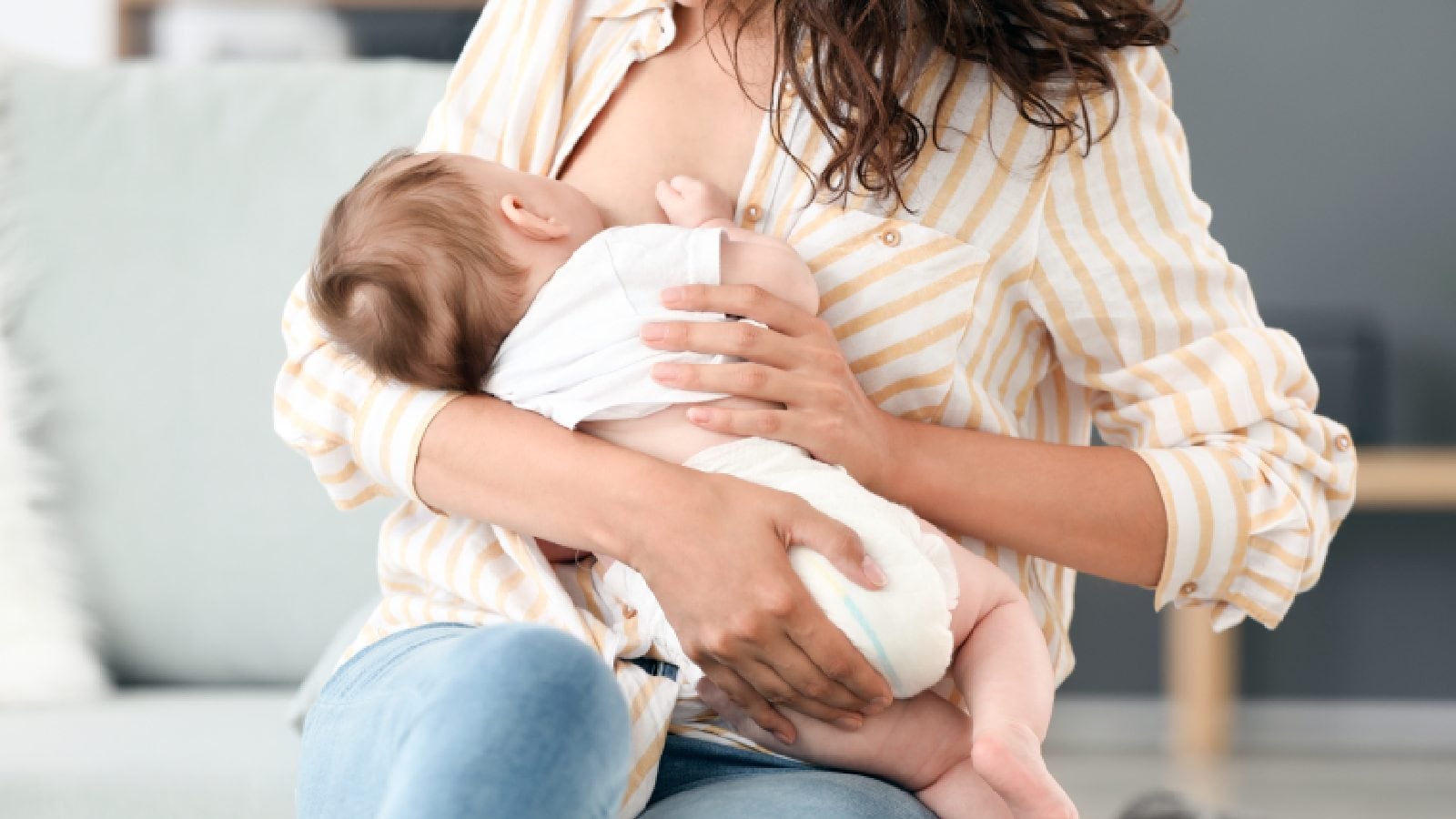 Is my baby getting enough milk? Signs for breastfeeding women